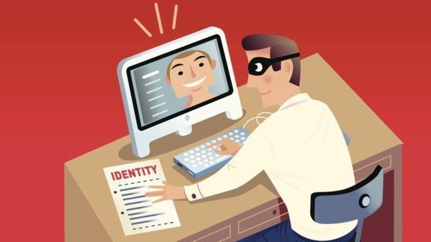 Que debes hacer si alguien te suplanta la identidad en internet1